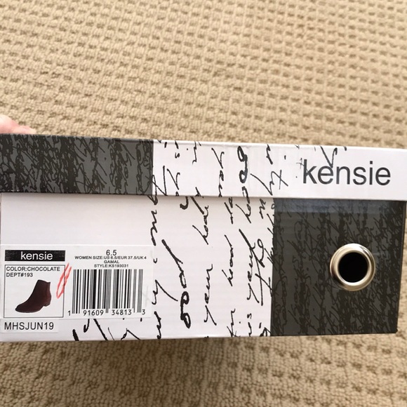 Kensie Gamal Suede Ankle Boot, Chocolate, 6.5 - Picture 6 of 6